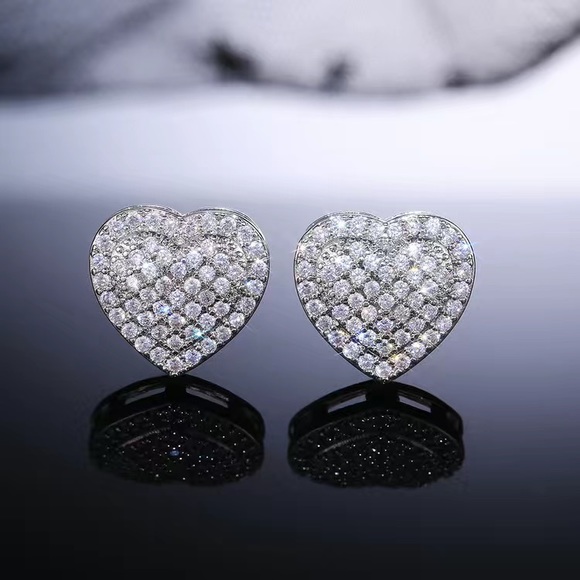 Jewelry - Heart shaped Women’s Earrings.